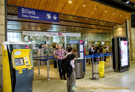 SNCF ticket office at Gare du Nord